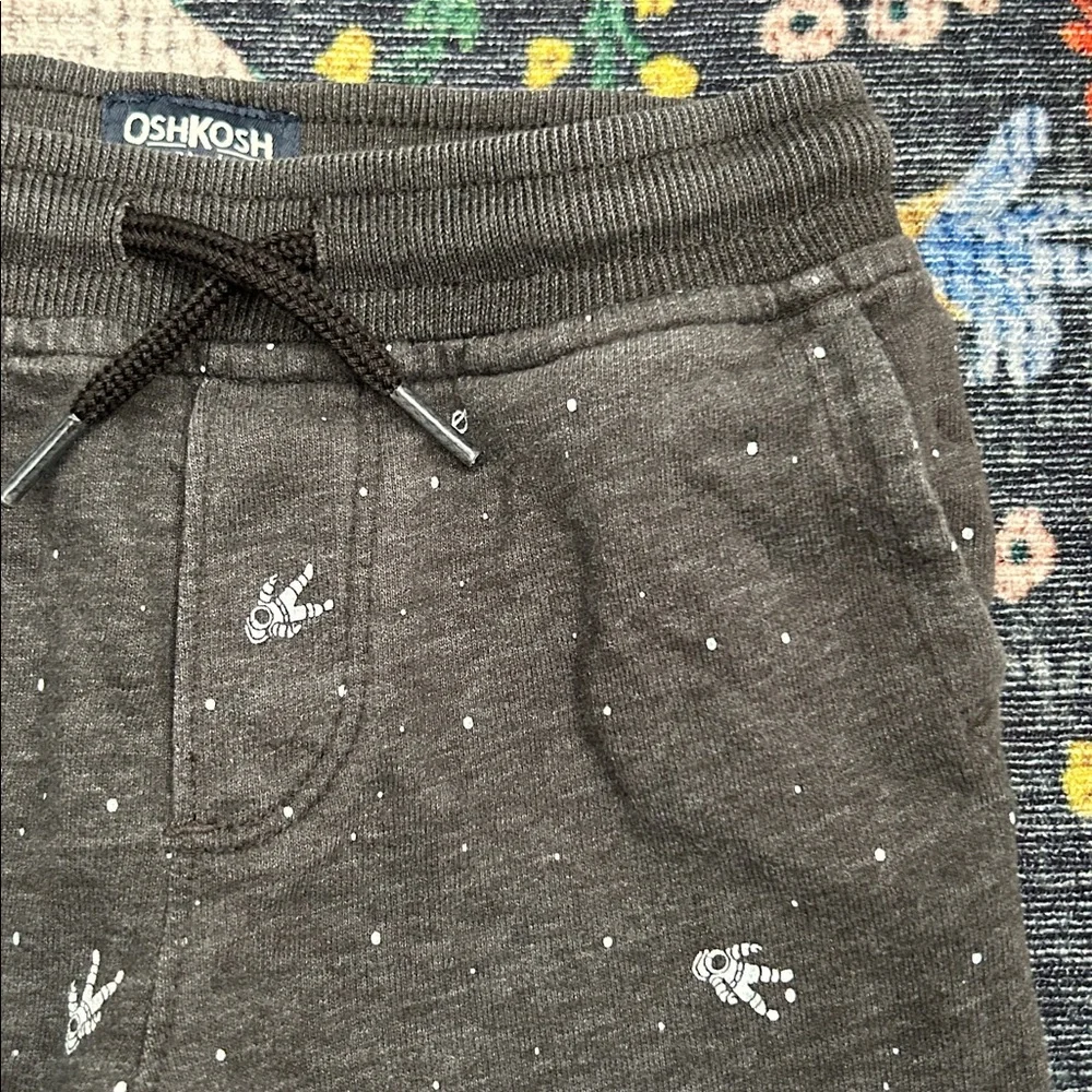 OshKosh B’gosh Space Print Sweatpants, Size 24 Months